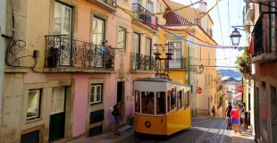 Emprunter en France pour un achat immobilier en Espagne ou au Portugal
