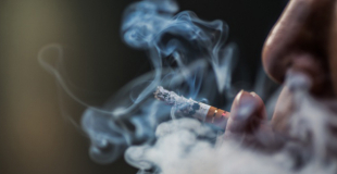 Gros fumeur : quelles conséquences sur l'assurance emprunteur ?